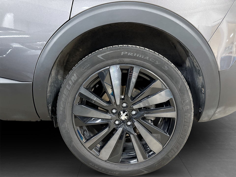 Bild på Peugeot 5008 GT 1.2 PT 130hk Aut 7-SITS B-KAMERA NAV