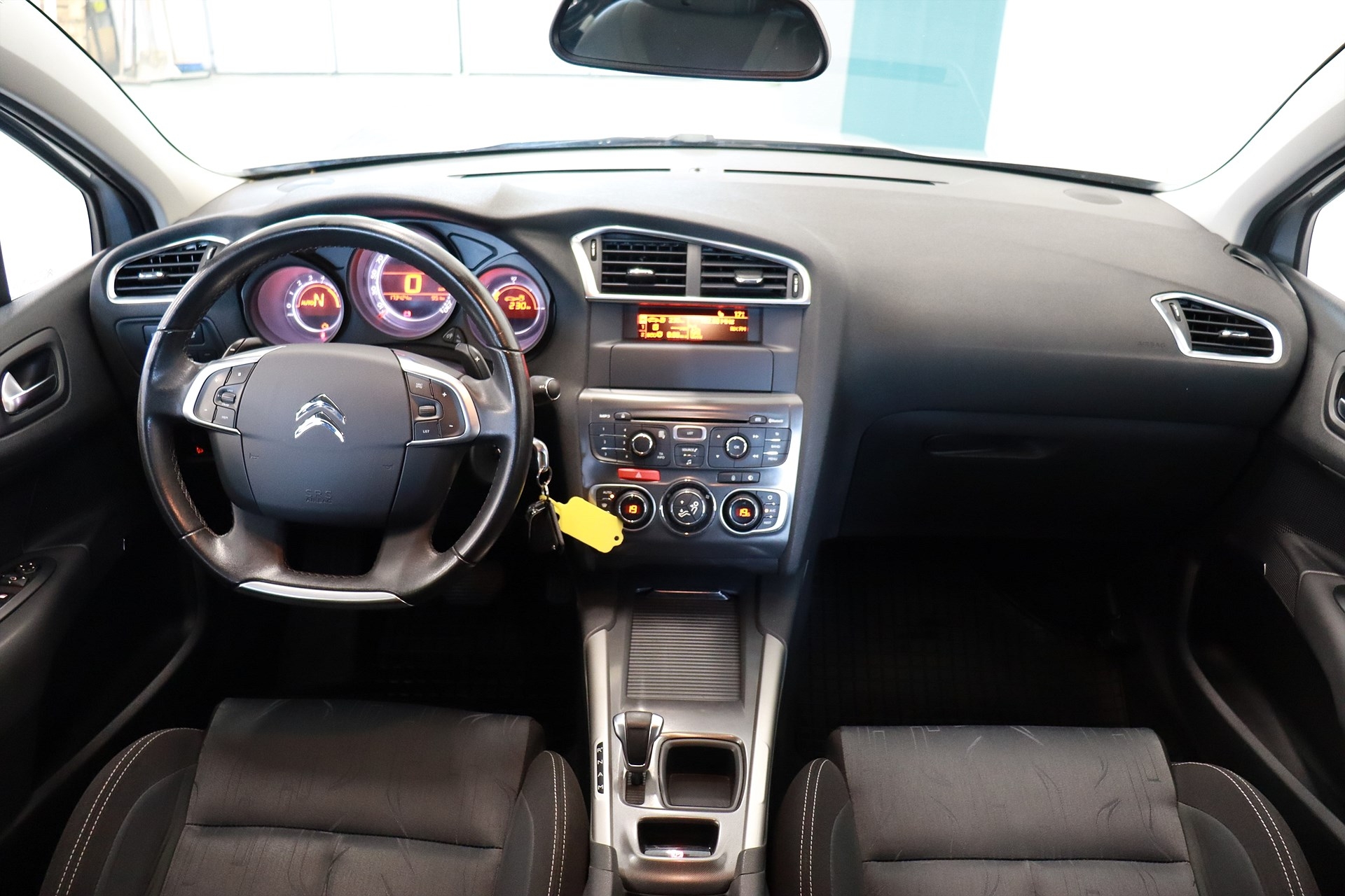 Citroen C4 2013, bild 6/10