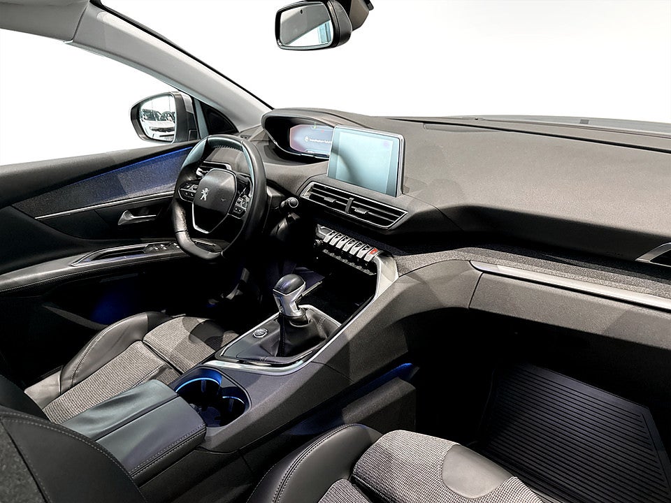 Bild på Peugeot 3008 Allure 1.2 PT 130hk KAMPANJRÄNTA 3,99%