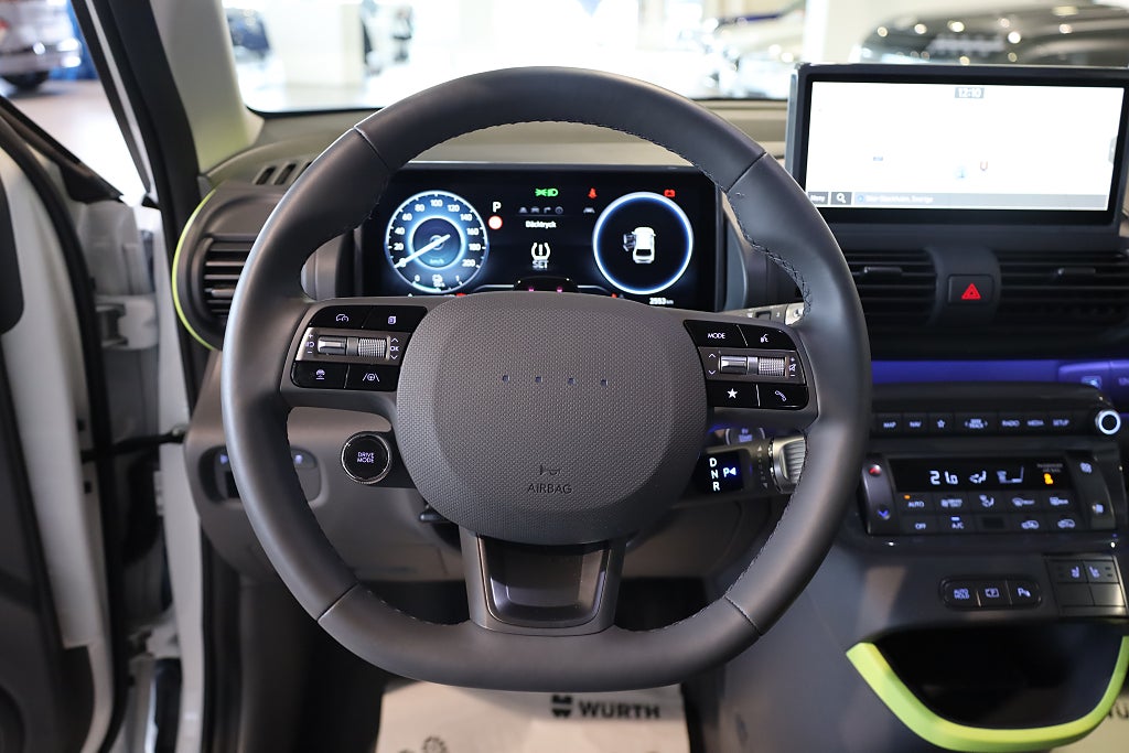 Hyundai Inster Cross Long Range Navi Kamera Leasbar CarPlay 2025