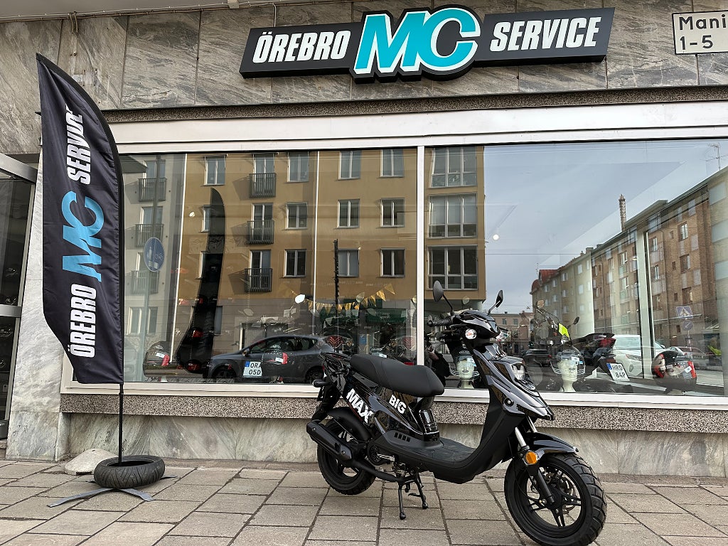 Motocr BIG MAX Pure EFI | Svart |  45km/h Klass 1