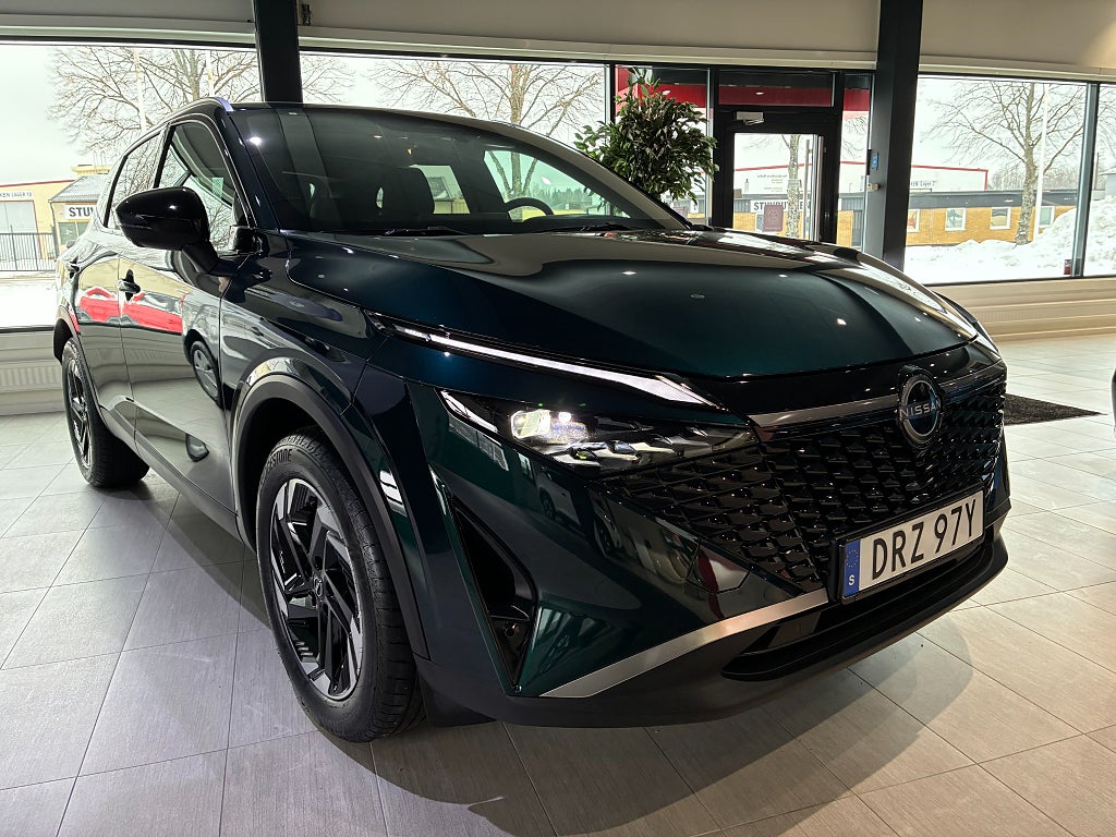 Nissan Qashqai 1.3 DIG-T 4WD XTRONIC-N-Connecta Comfort Pack