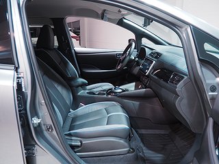 Halvkombi Nissan Leaf 7 av 21