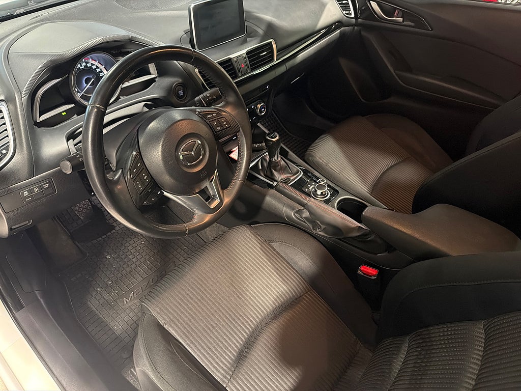 Mazda 3 2,2 DE SKYACTIV-D Vision 150hk Navi P-sensor Drag