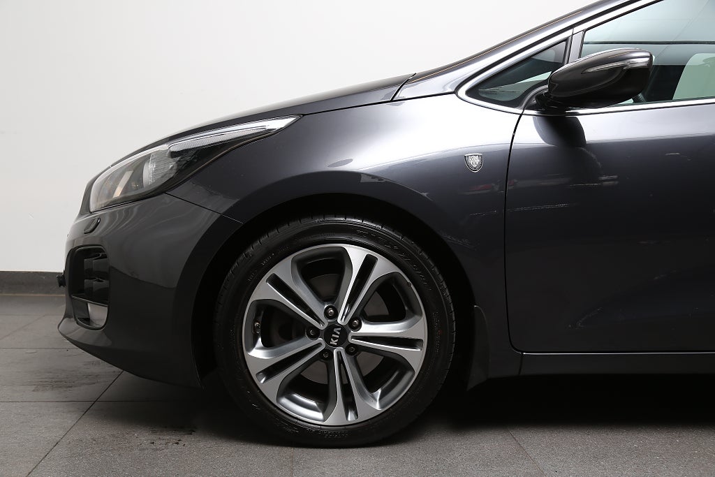 Kia Ceed 1,6 CRDi 136hk GT-Line Kombi Navi Kamera Motorv Drag 2016