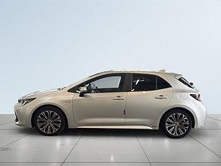 Toyota Corolla Hybrid e-CVT Style S&V-hjul/Kamera/Navi/AdaptivFart – bild 4