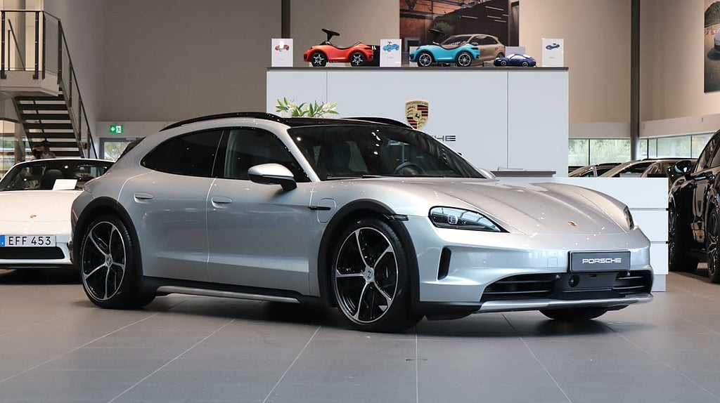 Porsche Taycan 4 Cross Turismo