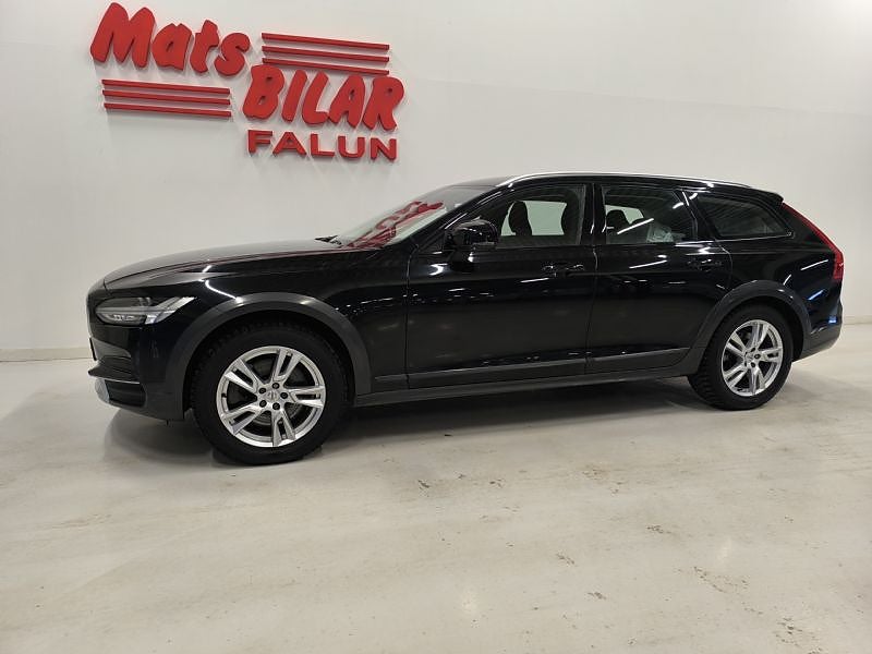 Volvo V90 Cross Country D4 Momentum 4x4 190 Hk