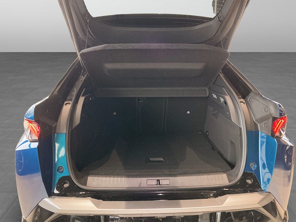 Bild på Peugeot E-3008 GT 214hk Aut - B-KAMERA, CARPLAY