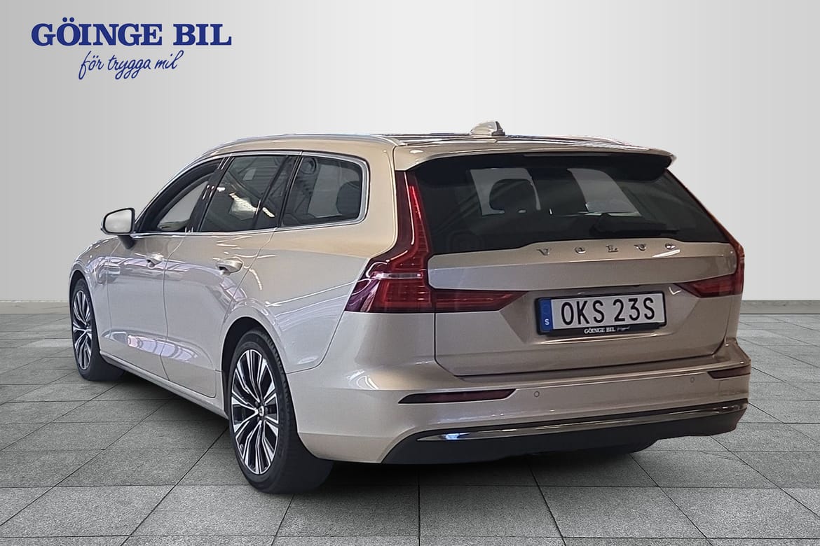 Volvo V60 Core 2024, bild 6/10