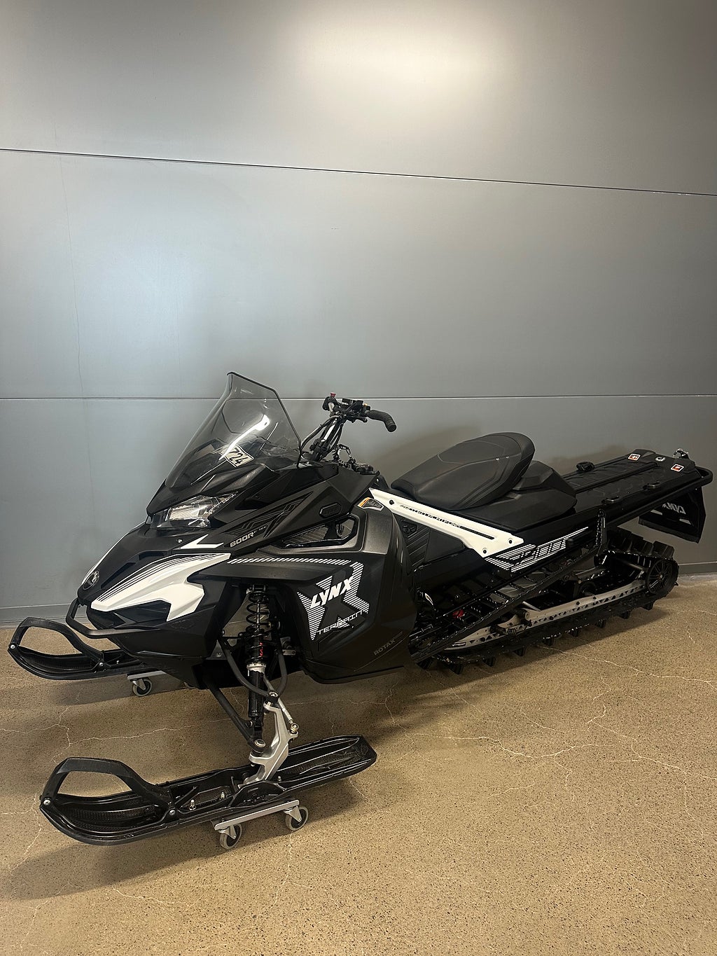 Lynx Xterrain 600 r 3900 