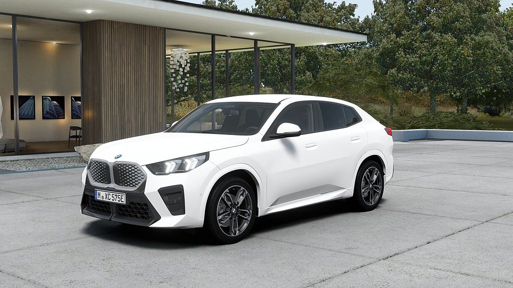 BMW iX2 eDrive20 Edrive20 M Sport Active Ed Premium Drag DA | Ränta