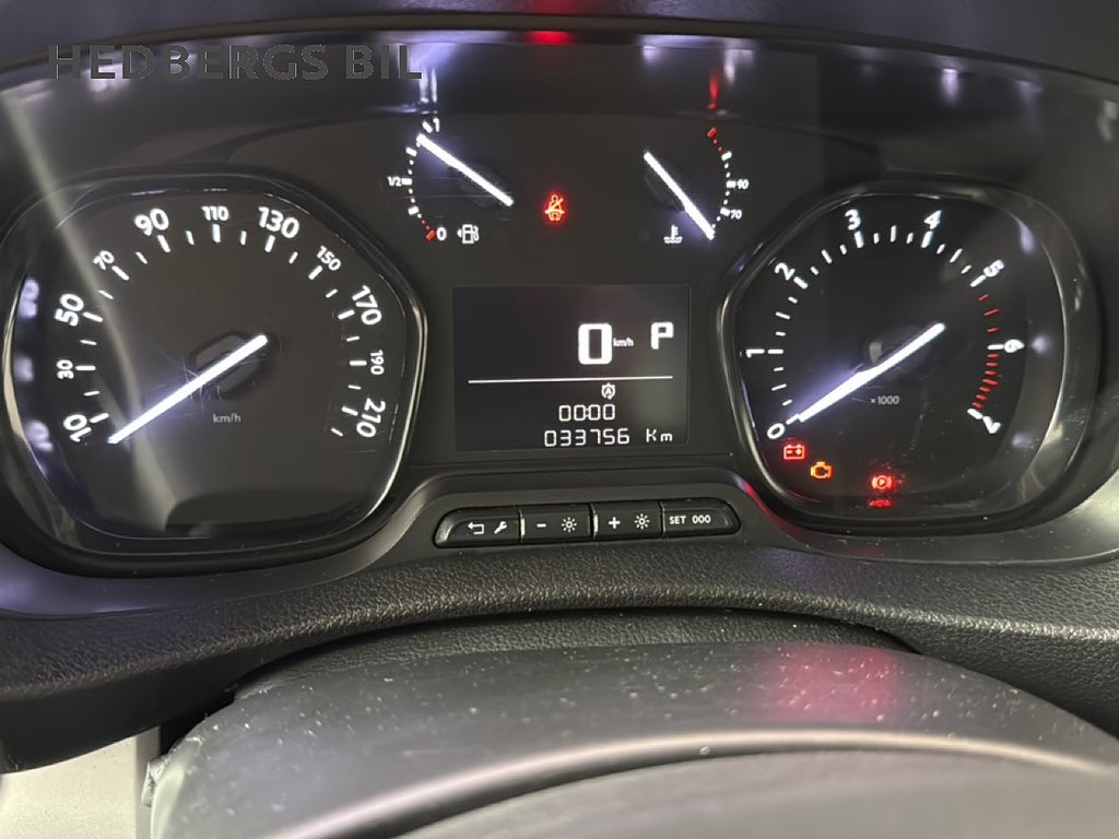 Peugeot Expert PRO + L3  2.0 BlueHDi  thumbnail