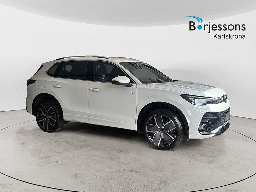 Volkswagen Tiguan eHybrid R-LINE 272 HK DSG6