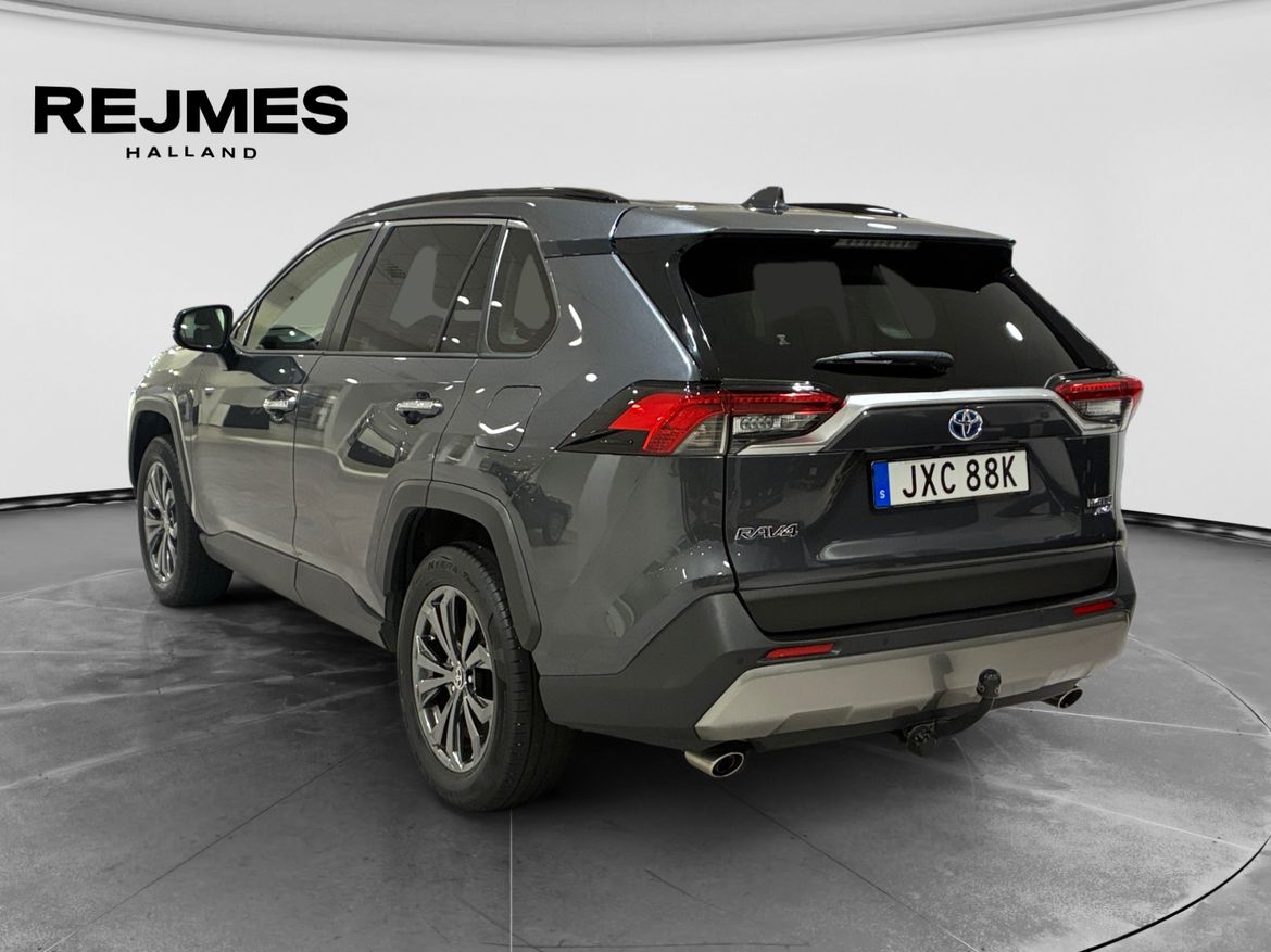 Toyota RAV4 2022, photo 2/10