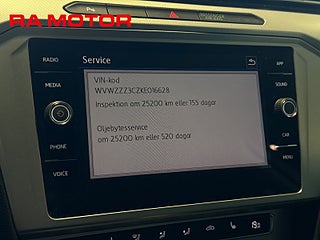 Kombi Volkswagen Passat 21 av 27