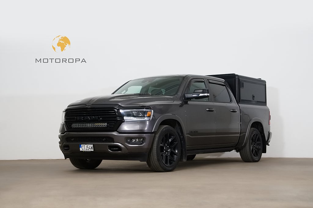 RAM 1500 Laramie Crew Cab 5,7 V8 4x4 / Hofmann kåpa 