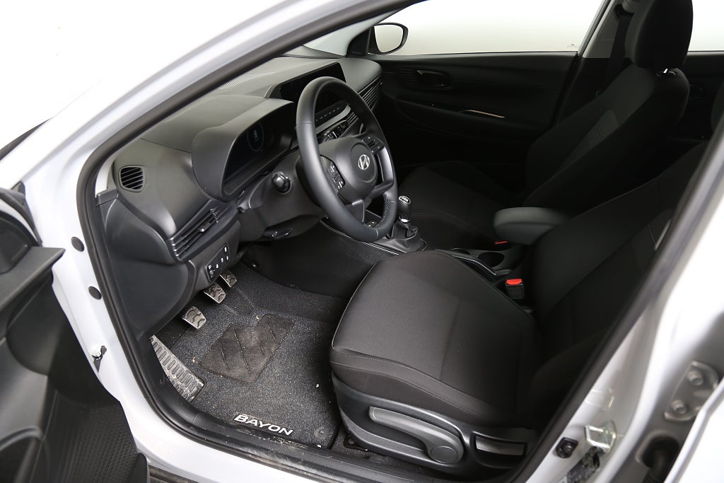 Hyundai Bayon 1,2 MPi Essential Kamera Leasbar CarPlay 2025