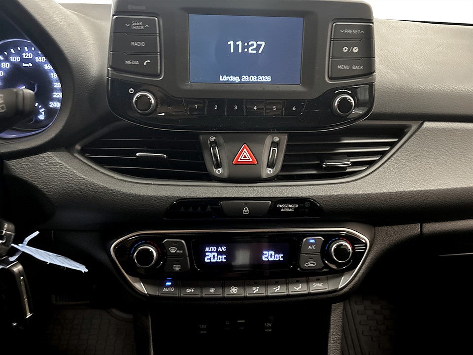 Bild på Hyundai i30 Comfort 1.4 T-GDi 140hk Aut RATTVÄRME BACKSENSORER