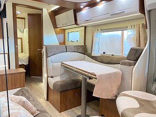Husbil-halvintegrerad Pilote P 716 10 av 29