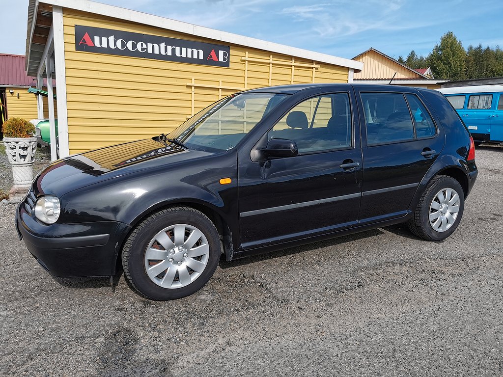 Volkswagen Golf 5-dörrar 1.6 Comfortline