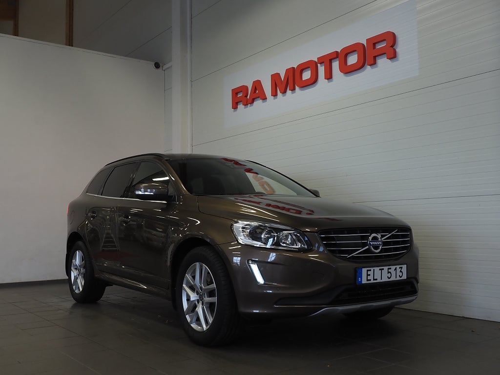 Volvo XC60 D4 AWD 190hk Classic Momentum | Drag | Pano | Kamera | 2017
