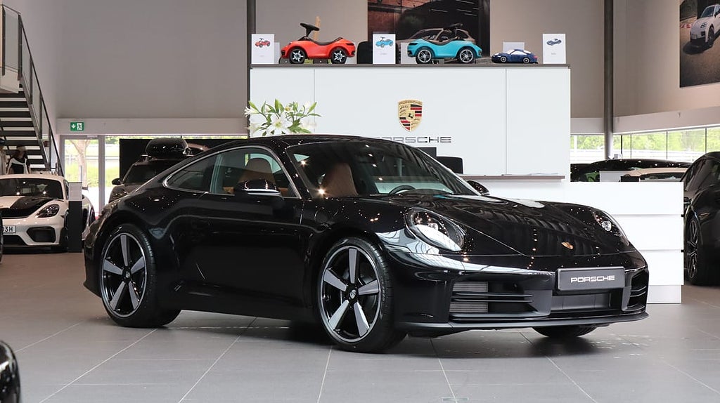 Porsche 911 992 Carrera