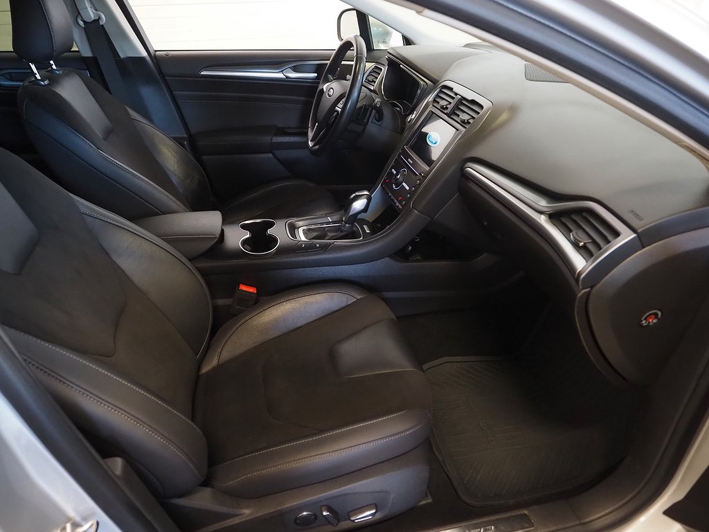 Ford Mondeo Kombi 2.0 TDCi AWD Powershift Titanium Drag Navi 2018