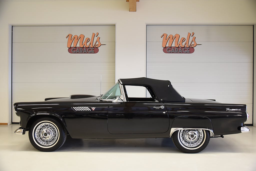 Ford Thunderbird V8 292 Ford-O-Matic automat. Väldigt trevlig bil 