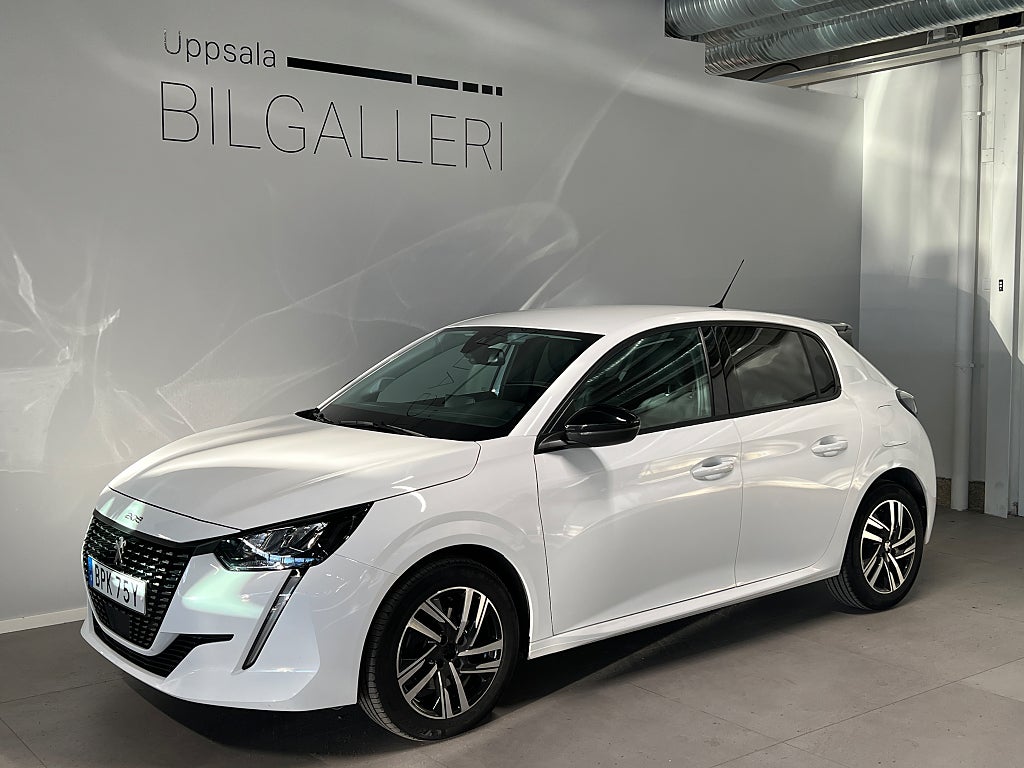 Peugeot 208 Allure Bensin Automat Kamera