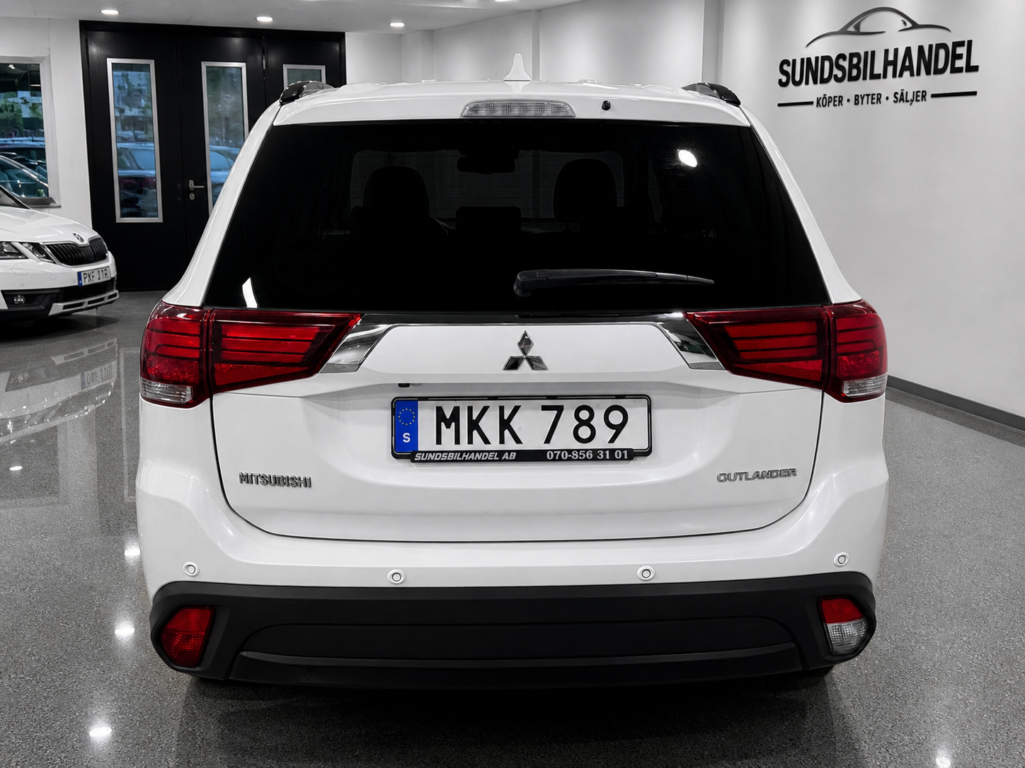 Mitsubishi Outlander 2018, bild 4/10