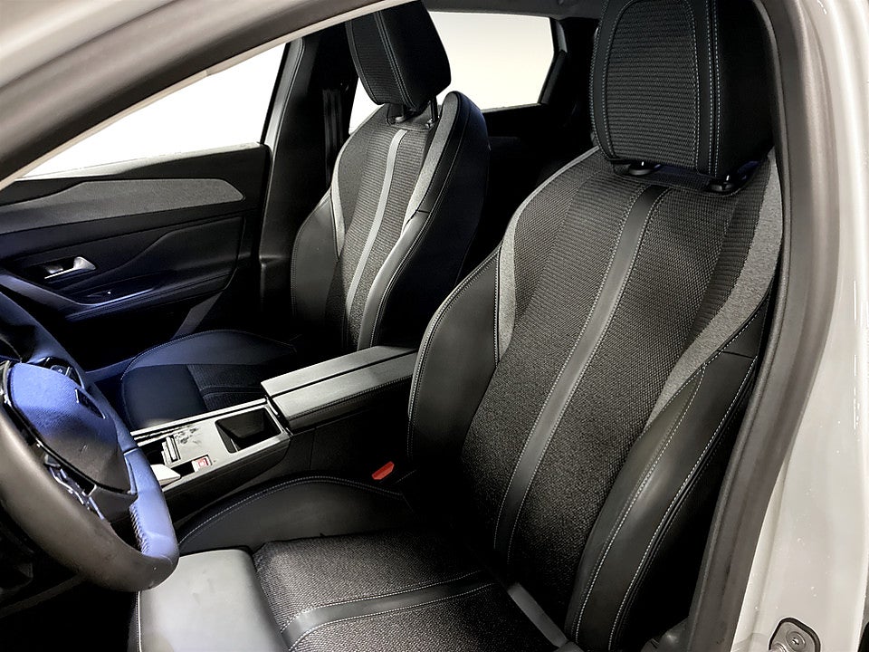 Bild på Peugeot 308 sw Allure Hybrid 145hk Aut B-KAMERA CARPLAY