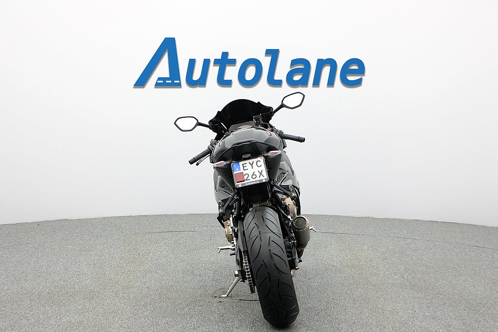 BMW S1000RR *ABS Quick Shifter+ Nya däck Nyservad*