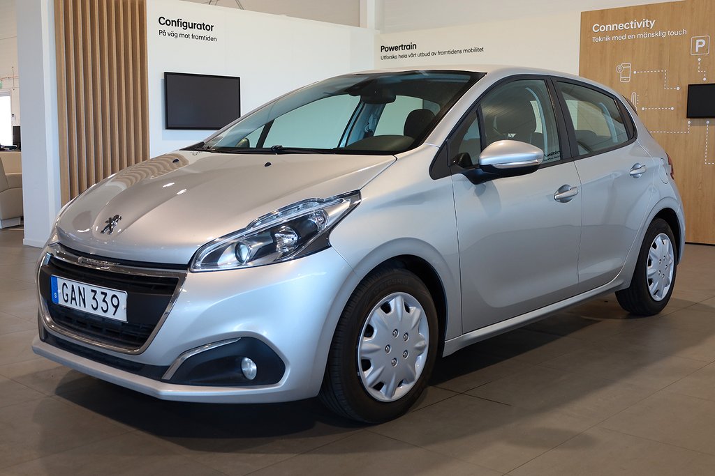 Peugeot 208 1,2 VTi 82hk Active PureTech Automat 5D 2017