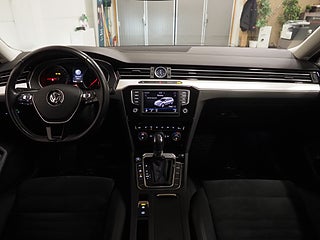 Kombi Volkswagen Passat 13 av 21