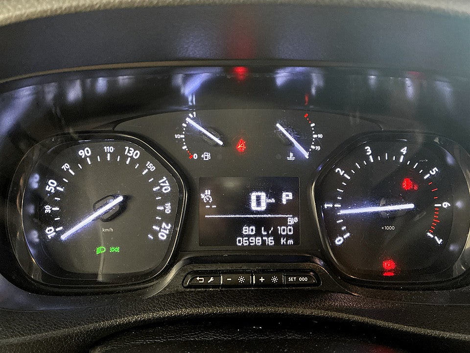 Bild på Citroën Jumpy Bus Pre 2.0 BHDi 145hk Aut L3 WEBASTO B-KAMERA