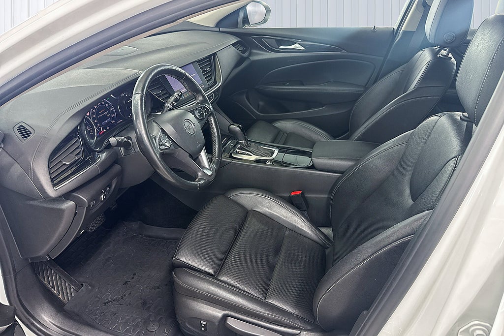 Opel Insignia 2021