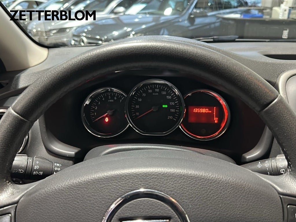 SUV Dacia Sandero 11 av 17