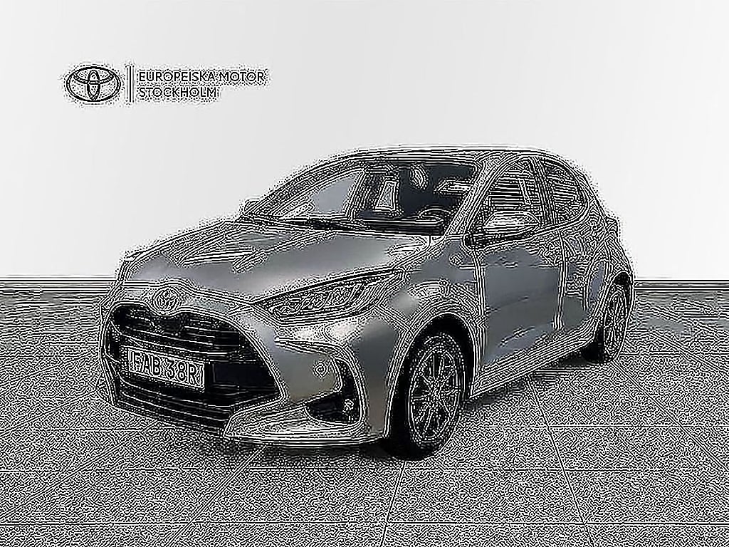 Toyota Yaris 1,5 HSD ACTIVE PLUS SÄKERHETSPAKET Vinterhjul