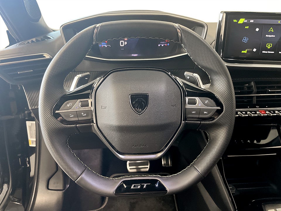 Bild på Peugeot 2008 GT 1.2 PT 130hk Aut B-KAMERA CARPLAY ELSTOL