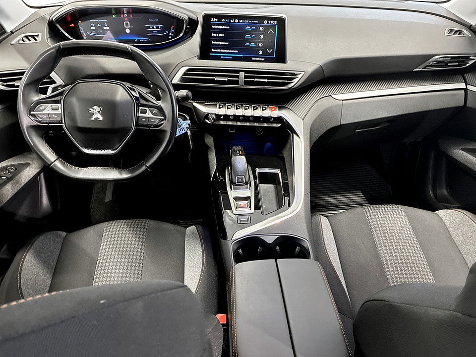 Bild på Peugeot 3008 Active 1.6 BHDi 120hk Aut P-SENSORER BAK FARTHÅLLARE
