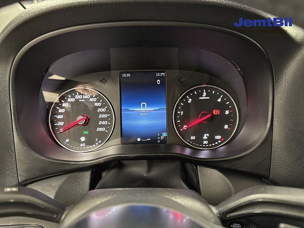 Mercedes-Benz Vito 2025 - miniatyr 13