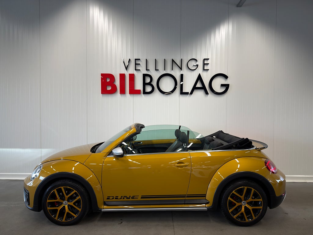 Volkswagen Beetle Dune Cabriolet 2.0 TSI B-kamera 220hk *1 Brukare*