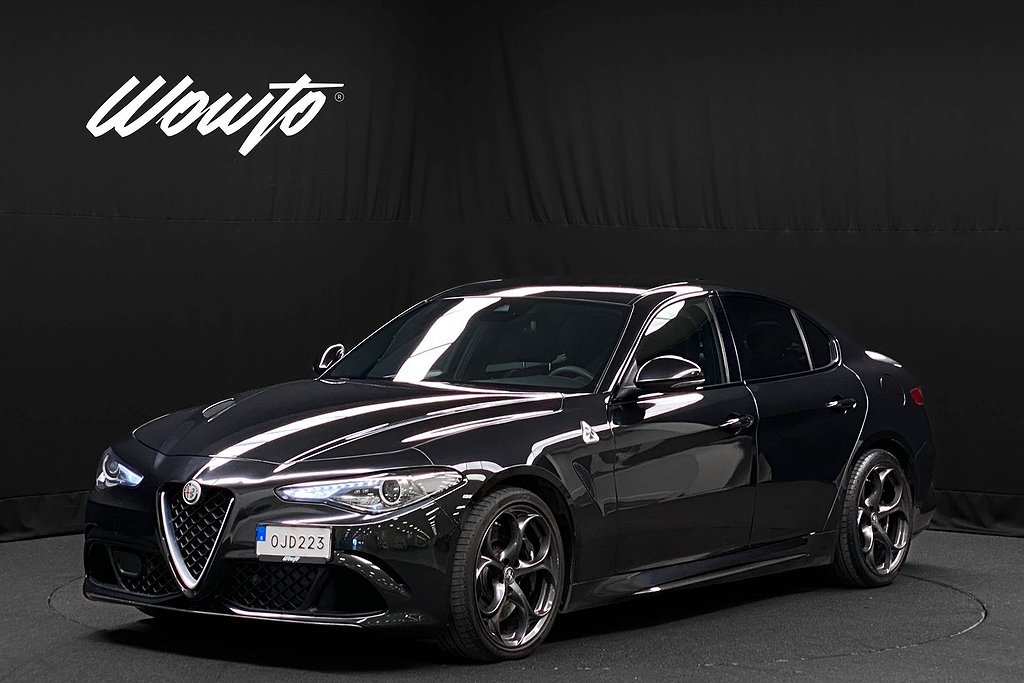 Alfa Romeo Giulia Quadrifoglio 510HK Manuell /Kolfiber /H/K