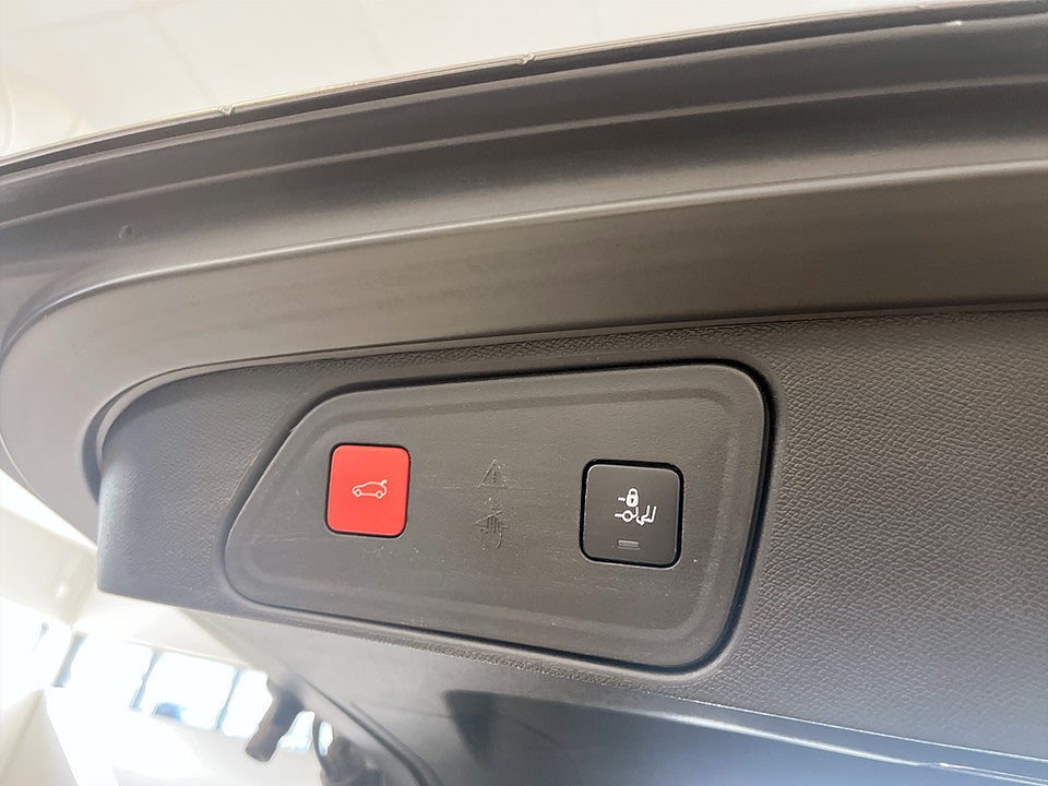 Bild på Peugeot 3008 GT-Line PHEV Hybrid4 300hk Aut 4WD B-KAMERA DRAG