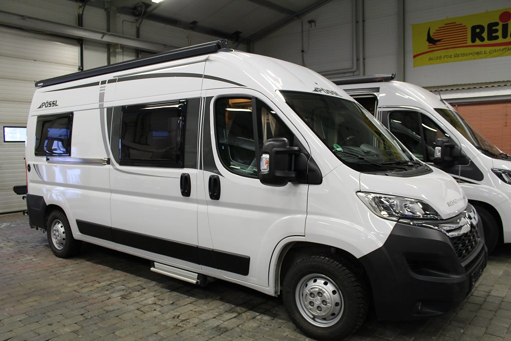 Pössl Roadstar 600 L långbäddar 6m