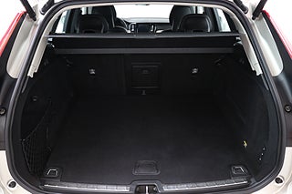 SUV Volvo XC60 28 av 30