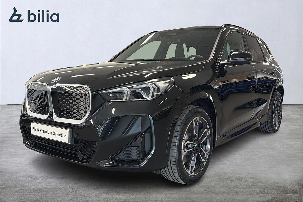 BMW iX1 xDrive 30 M-sport | DEMOBIL | Travel | Panorama