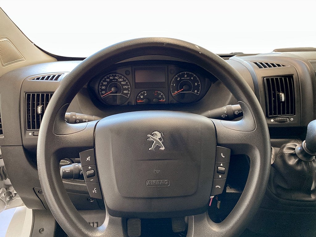 Bild på Peugeot Boxer PRO+ L3H2 2.2 BHDi 140hk - DRAG, B-KAMERA