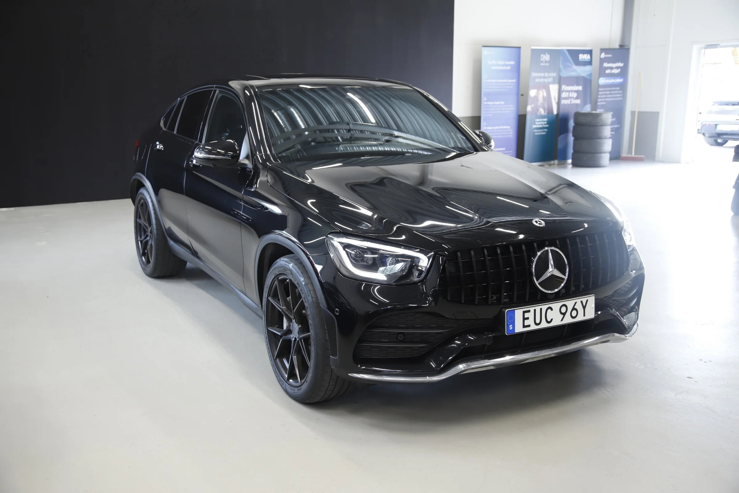 Mercedes-Benz GLC 400 d 4Matic AMG Night 2021, photo 3/10